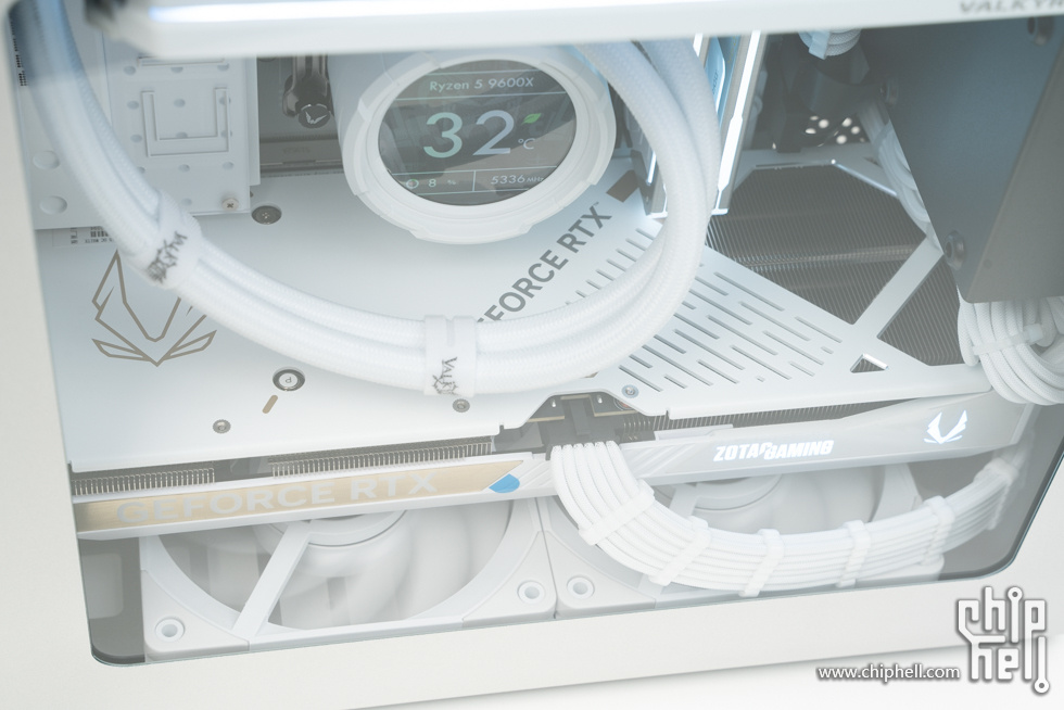 095706avy43q4ptqy3f4sy