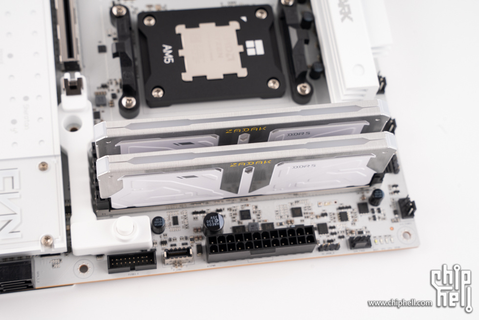 095901ndaixo2zash9mv9l