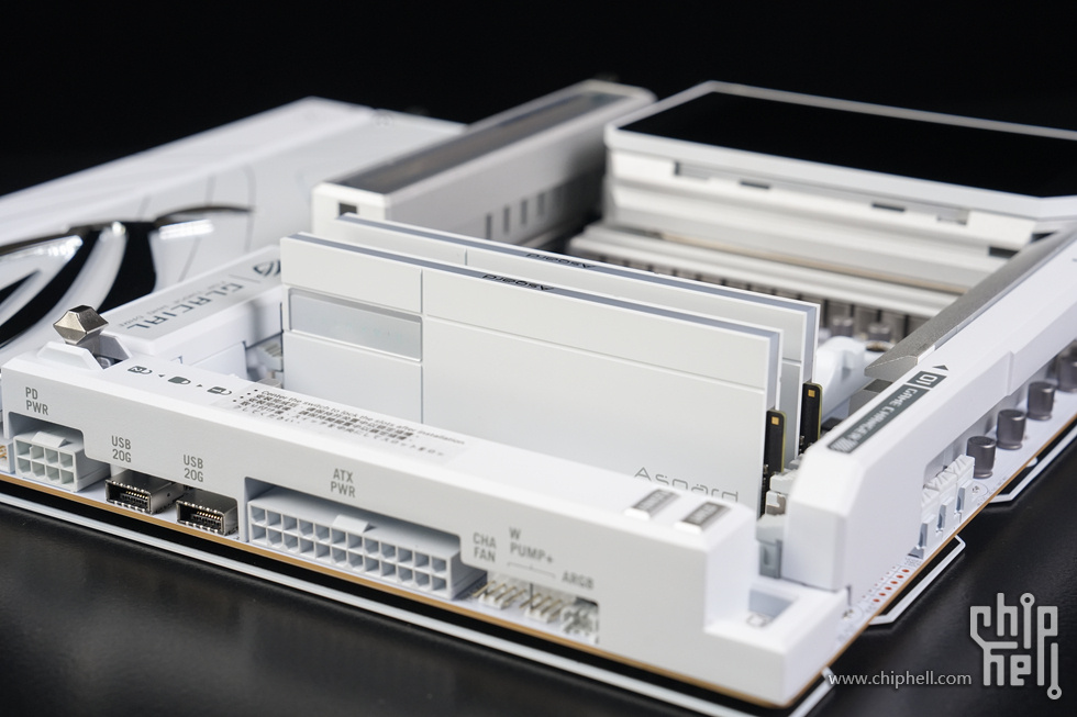 104009ddwwed4rkhr7c82e