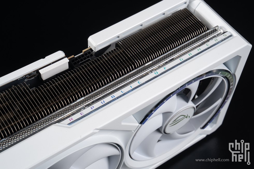 104049ntyly3q8b2y8qzly