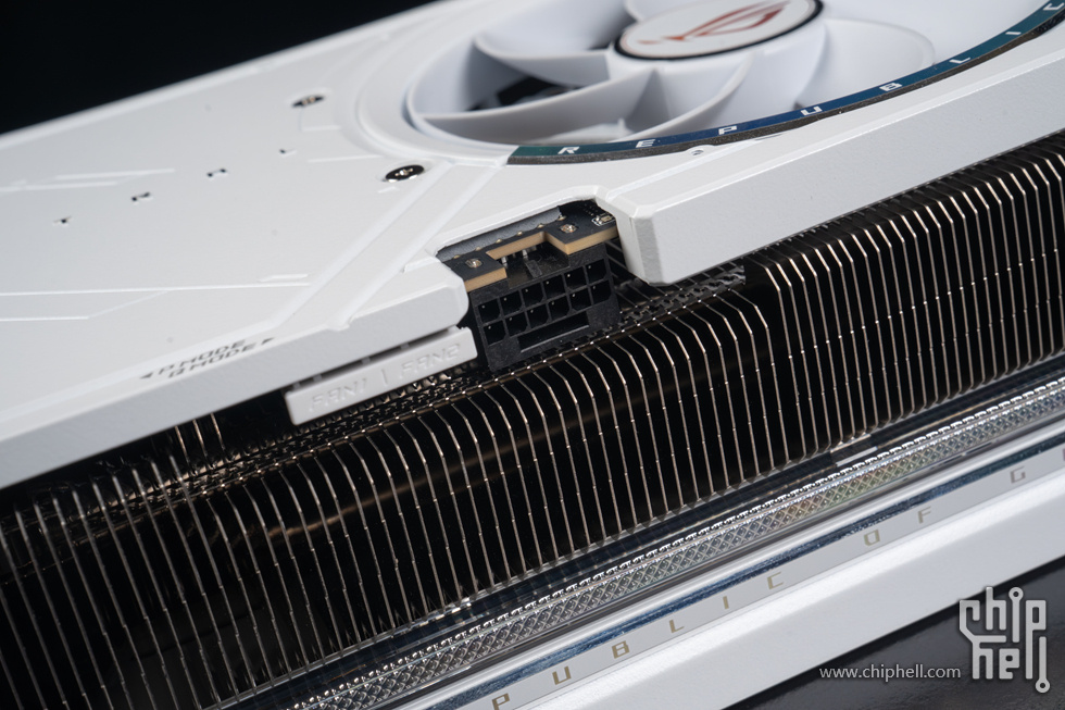 104050ucoycu2tlylhc4t1