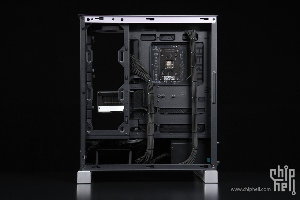 141816cryvzo2jtor06oz7