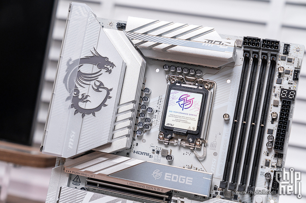 214251e4acuqe5cftzaz55