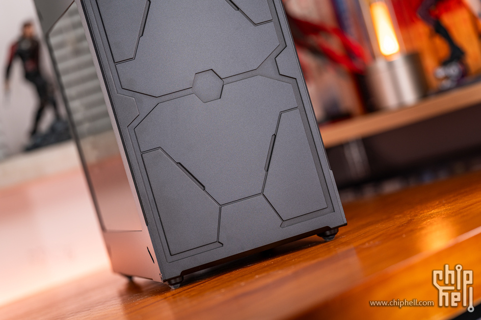 aboStudio的ContainerM+酷睿5 245K+华硕 RTX 5060 Ti