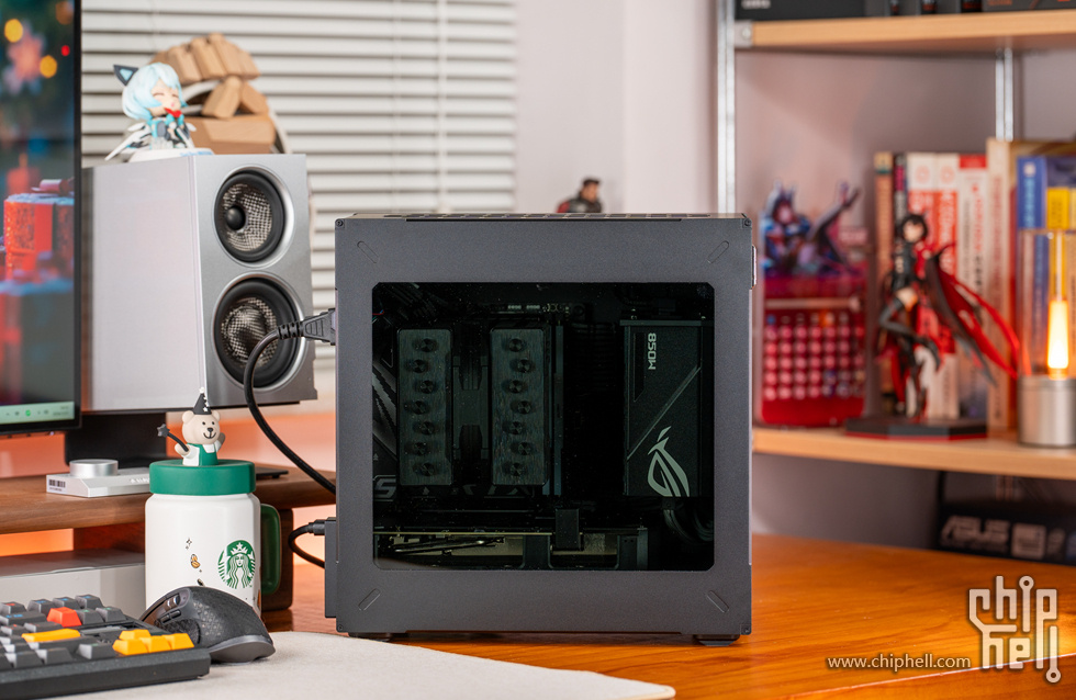 aboStudio的ContainerM+酷睿5 245K+华硕 RTX 5060 Ti