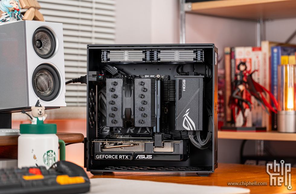 aboStudio的ContainerM+酷睿5 245K+华硕 RTX 5060 Ti