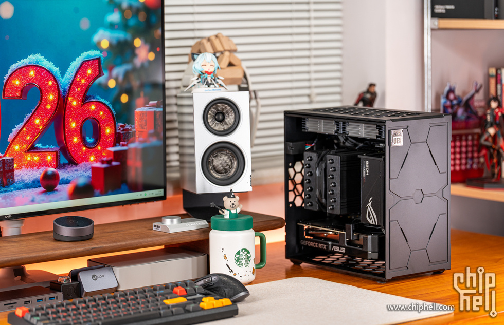 aboStudio的ContainerM+酷睿5 245K+华硕 RTX 5060 Ti