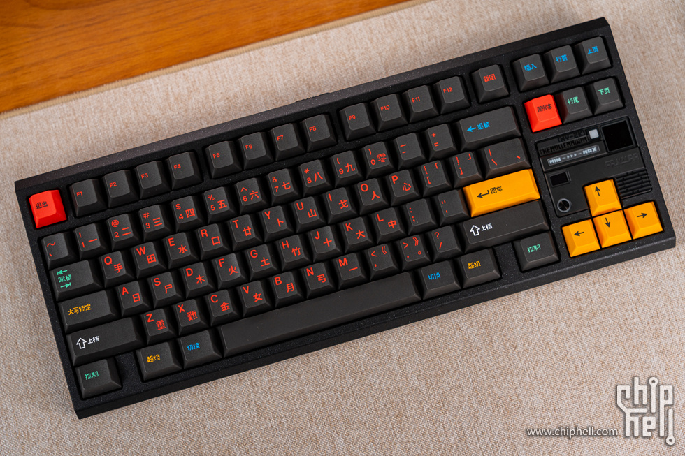 aboStudio的ContainerM+酷睿5 245K+华硕 RTX 5060 Ti