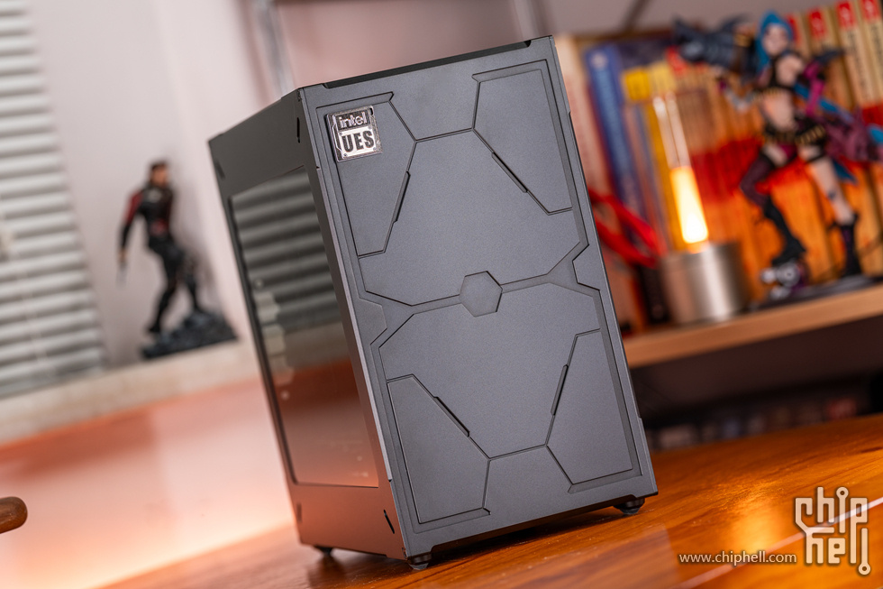 aboStudio的ContainerM+酷睿5 245K+华硕 RTX 5060 Ti