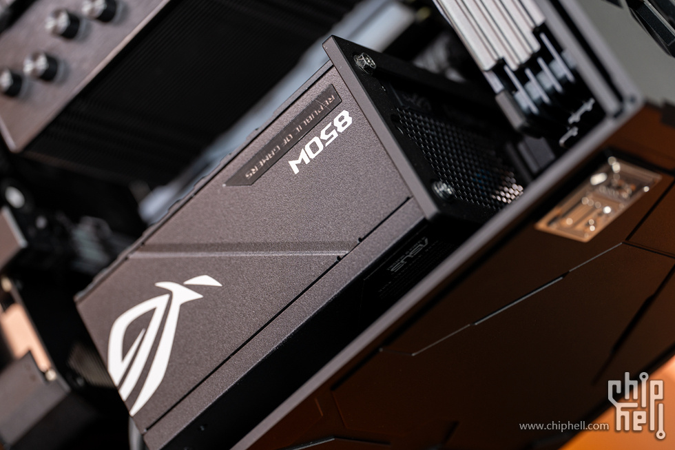 aboStudio的ContainerM+酷睿5 245K+华硕 RTX 5060 Ti